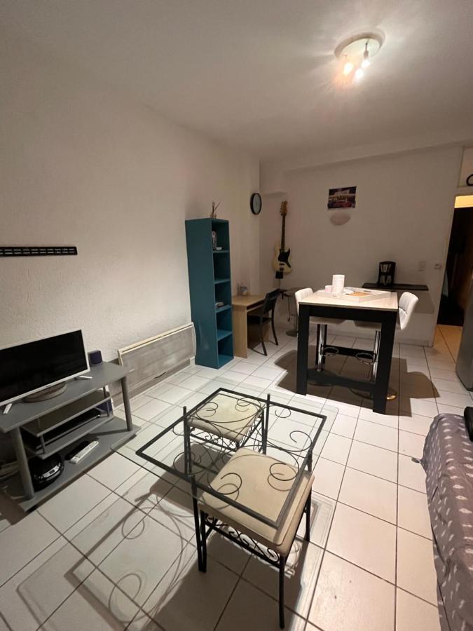 Appartement T2 Au Port De Canet-En-Roussillon - Proche De La Plage Et De L'Aquarium Oniria מראה חיצוני תמונה